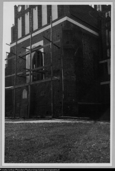 Wizna, odbudowa kościoła