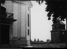 Klukowo, kości&oacute;ł Najświętszej Maryi Panny Częstochowskiej i dzwonnica