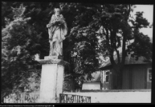 Szczyty-Dzięciołowo, rzeźba Jana Nepomucena