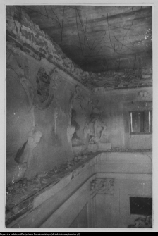 Supraśl, Pałac Opat&oacute;w