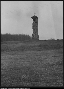 Kundzin, kapliczka słupowa