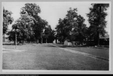 Strabla, ogr&oacute;d dworski