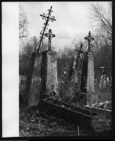 Chodor&oacute;wka, krzyże cmentarne
