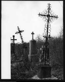 Chodor&oacute;wka, krzyże cmentarne