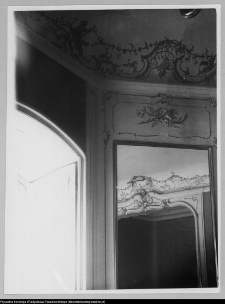 Białystok, Pałac Branickich, wnętrze - sypialnia Izabeli Branickiej, dekoracja ścienna