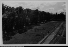 Białystok, widok na ogr&oacute;d przy Pałacu Branickich