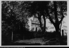 Białystok, widok na bramę wjazdową pałacu Branickich od strony ul. Mickiewicza