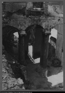 Białystok, odbudowa Pałacu Branickich, westybul