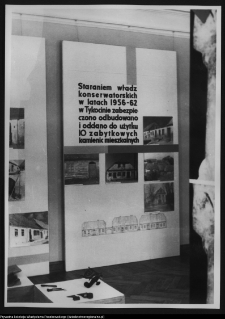 Białystok, wystawa konserwatorska dotycząca Tykocina w ratuszu