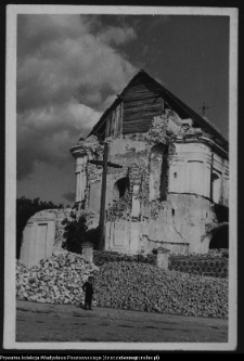 Choroszcz, widok na zburzoną wieżę kościoła