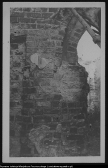 Mielnik, ruiny gotyckiego kościoła Świętej Trójcy