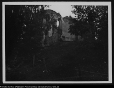 Mielnik, ruiny gotyckiego kościoła Świętej Tr&oacute;jcy