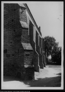 Wizna, odbudowa kościoła