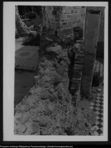 Wizna, odbudowa kościoła