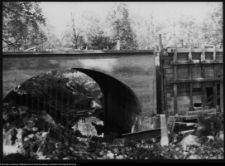 Białystok, Pałac Branickich, budowa mostu ogrodowego przy pałacu