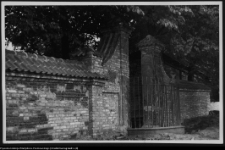 Białystok, Pałac Branickich, parkan otaczający park