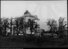 R&oacute;żanystok, kości&oacute;ł