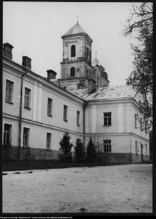 Różanystok, kościół