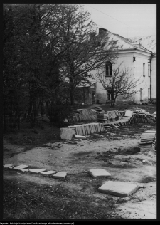 R&oacute;żanystok, klasztor