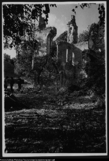 Mielnik, ruiny gotyckiego kościoła Świętej Trójcy