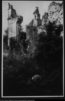 Mielnik, ruiny gotyckiego kościoła Świętej Tr&oacute;jcy