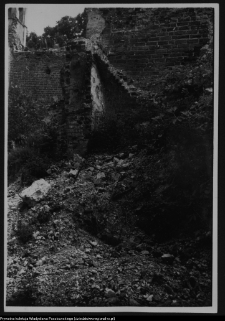 Mielnik, ruiny gotyckiego kościoła Świętej Trójcy