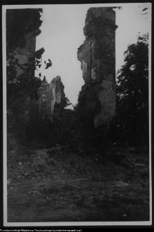 Mielnik, ruiny gotyckiego kościoła Świętej Trójcy