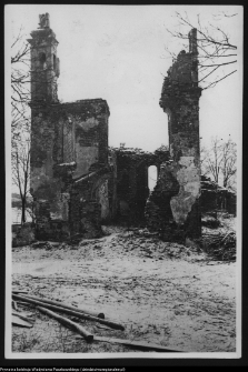 Mielnik, ruiny gotyckiego kościoła Świętej Trójcy