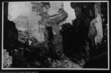 Mielnik, ruiny gotyckiego kościoła Świętej Tr&oacute;jcy