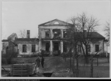 Lewickie, dw&oacute;r