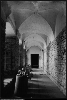 Zaręby Kościelne, zesp&oacute;ł kościelno-klasztorny