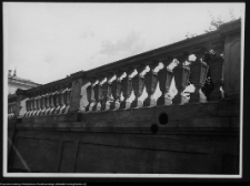 Białystok, Pałac Branickich, balustrada między tarasem górnym a dolnym