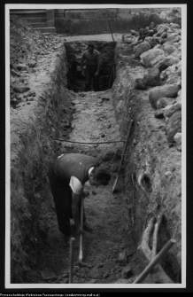 Białystok, ruiny Pałacu Branickich (odkryte fundamenty przy kolumnadzie)