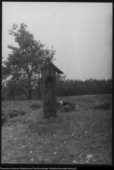 Rusaki, kapliczka słupowa