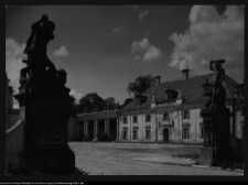 Białystok, odbudowa Pałacu Branickich, oficyna