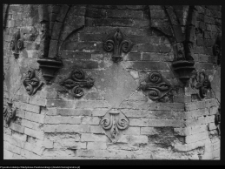 Dowspuda, fragment wieży pałacu