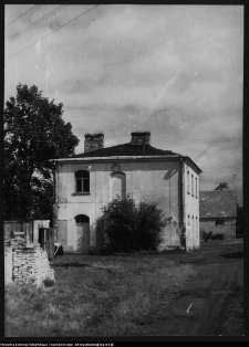 Choroszcz, pawilon przypałacowy