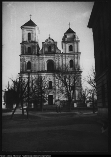 Różanystok, kościół