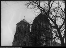 R&oacute;żanystok, kości&oacute;ł