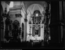 R&oacute;żanystok, kości&oacute;ł