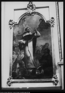 R&oacute;żanystok, kości&oacute;ł