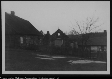 Mała Huta, brama folwarczna