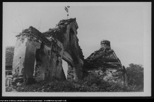 Mała Huta, brama folwarczna