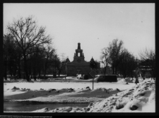 Białystok, widok na bramę wjazdową pałacu Branickich od strony ul. Mickiewicza
