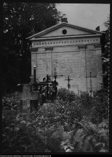 Grajewo, kaplica grobowa Wilczewskich