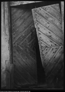 Grajewo, drzwi kamienicy przy ul. Kopernika 14