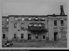 Supraśl, Pałac Opat&oacute;w