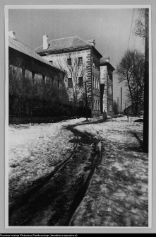 Supraśl, Pałac Opat&oacute;w