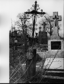 Chodor&oacute;wka, krzyże cmentarne