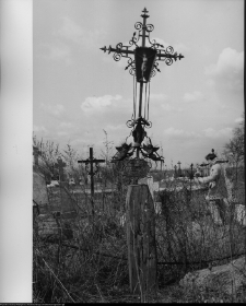 Chodor&oacute;wka, krzyże cmentarne